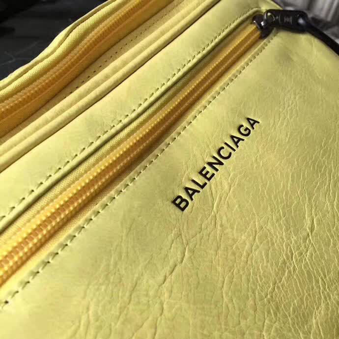 BALENCIAG巴黎世家 爆款 專櫃同步更新 可做胸包 腰包  BL1230